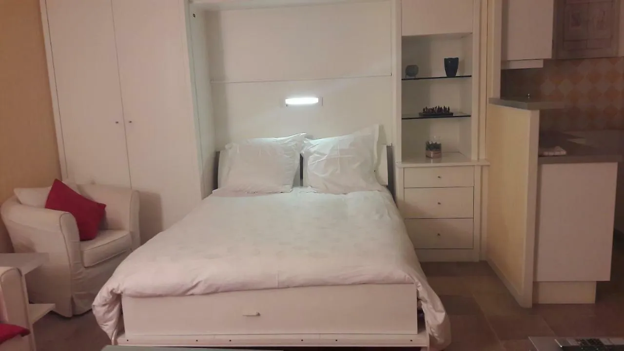 Joli studio cosy avec patio à VIllefranche sur mer Appartamento Villefranche-sur-Mer